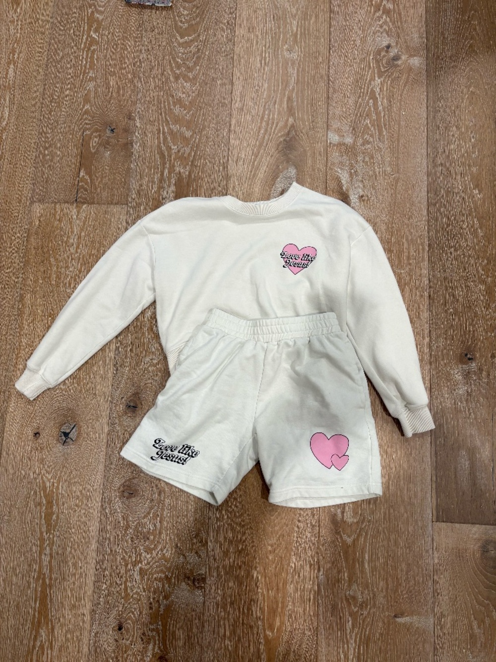Elevated Faith “Love Like Jesus” Matching Set (Crewneck + Shorts) Size